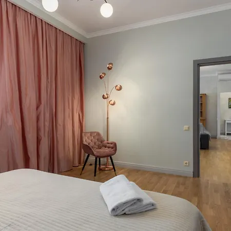 Heart, Space, Loft View, Free Parking