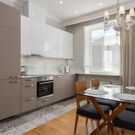 Dzīvoklis Heart, Space, Loft View, Free Parking *