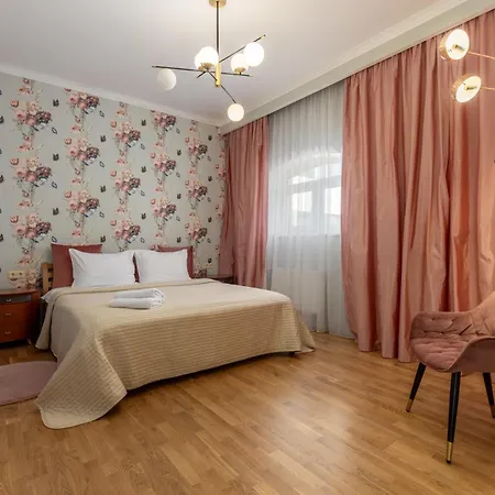 Heart, Space, Loft View, Free Parking * Riga