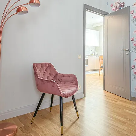 Heart, Space, Loft View, Free Parking Appartement